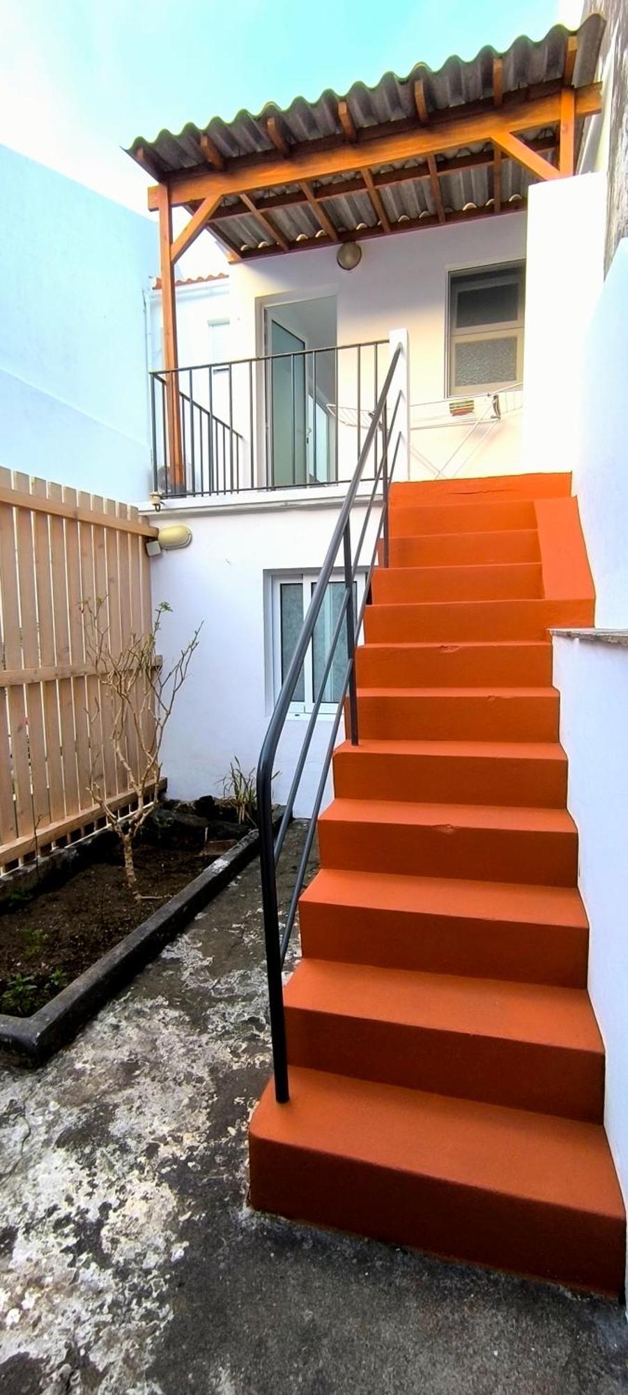 Upstairs Home Πόντα Ντελγκάντα Εξωτερικό φωτογραφία